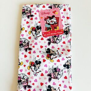 Set of NWT Disney Mickie and Minnie Mouse Towels